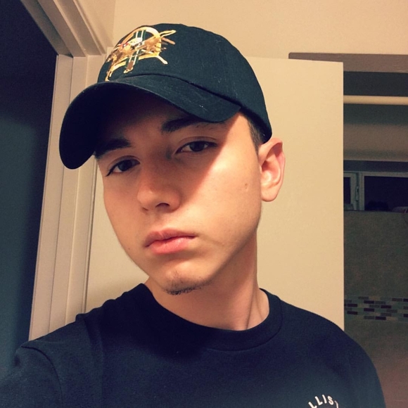 Meet your Posher, Kevin - Picture 1 of 1